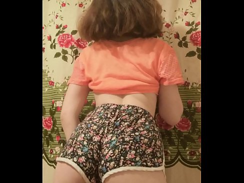 ❤️ Neska gazte sexy galtzak kentzen kameraren aurrean ☑ Izorra %eu.porn-milf-300.ruan ❤
